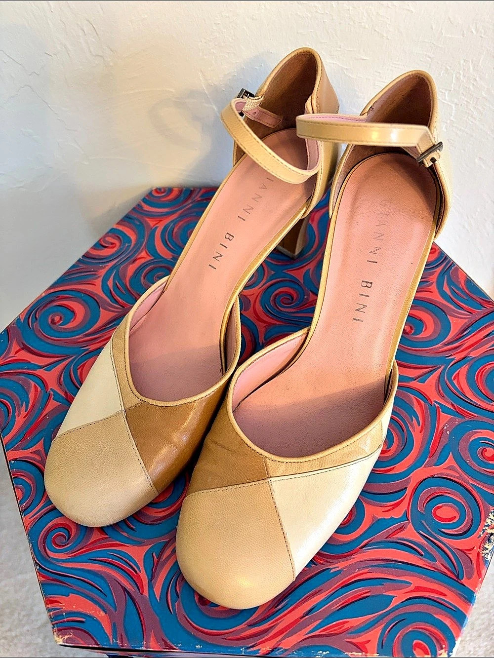 Gianni Bini Color Block Ankle Strap Heels Tan & Cream Size 8.5M